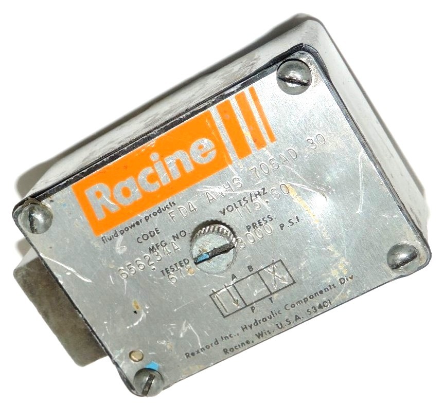 Used RACINE REXNORD FD4 ANHS 706AD 30 PLUG, MFG NO. 656234A, 115 V, 60 HZ, 3000 PSI
