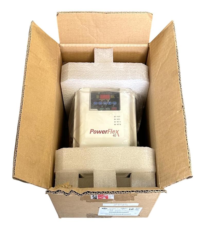 Used ALLEN BRADLEY 22B-D2P3C104 /A PowerFlex 40 AC DRIVE 0.75kW/1HP 342-528VAC NSMP