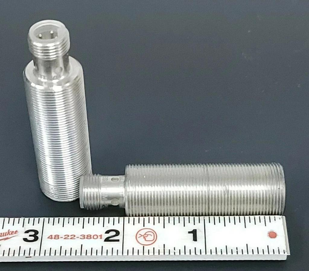 Used LOT OF 2 BALLUFF BES M18MI-PSC80B-S04G INDUCTIVE SENSORS BESM18MIPSC80BS04G