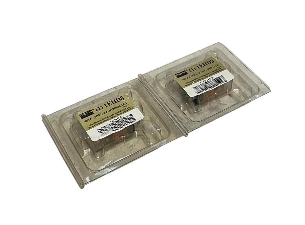 Used 2 DAYTON 1EHD8 GENERAL PURPOSE ICE CUBE RELAYS PLUG-IN 20A 24VDC LED NSMP