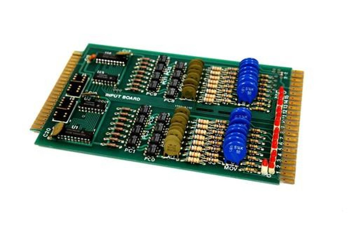 Used MCGILL Q6511 PC8 INPUT BOARD 1701-7110 REV. F 17017110