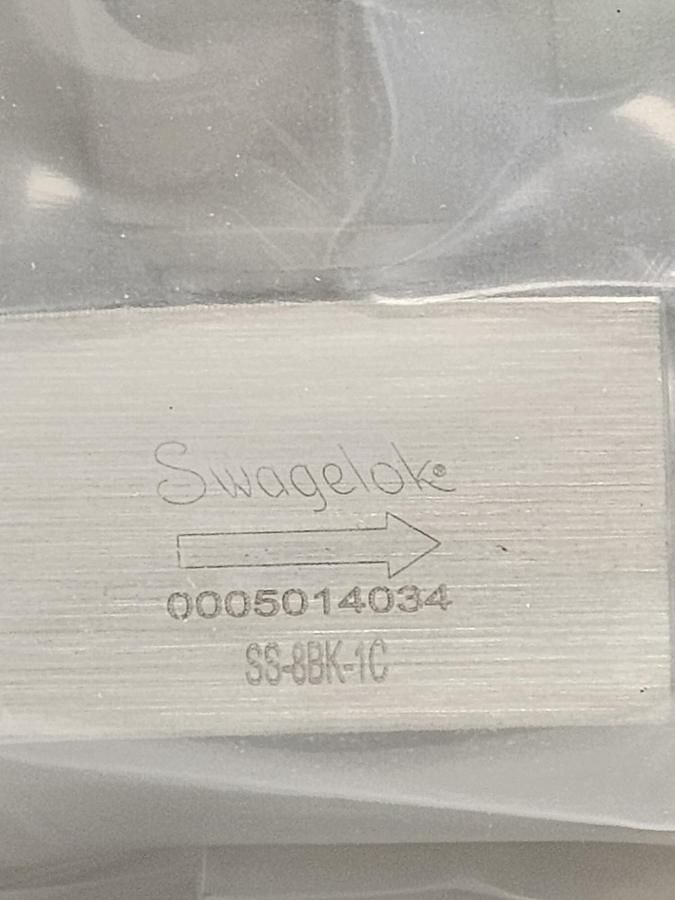 Used NIB SWAGELOK SS-8BK-1C SS BELLOWS-SEALED VALVE SS8BK1C 1/2 IN. SWAGELOK TUBE FIT