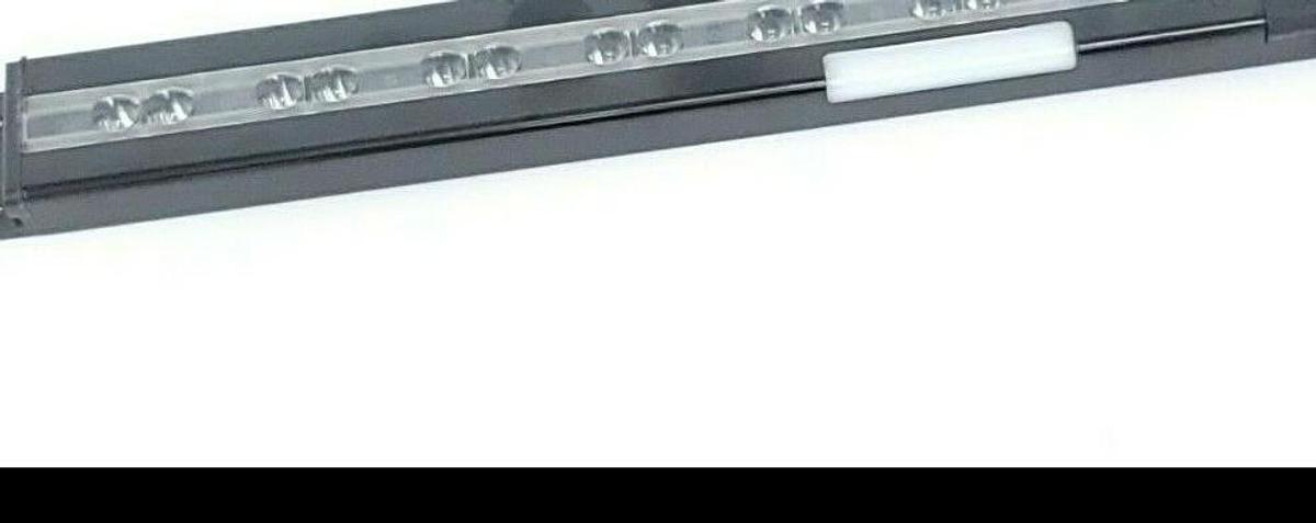 Used BANNER PVD225 PVD SERIES: PARTS VERIFICATION 225 MM 8 CHANNEL 70990 (IN BOX)