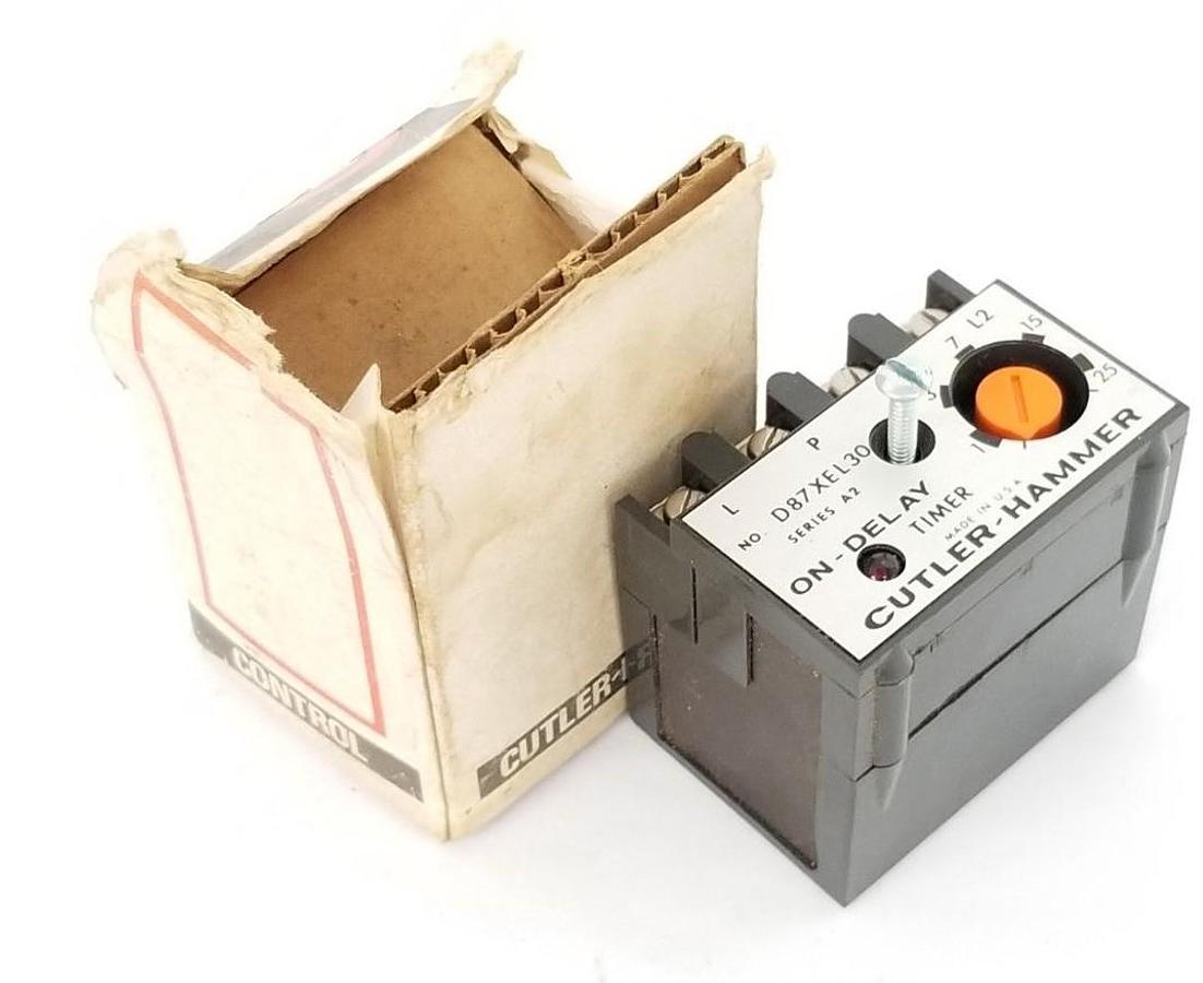 Used NEW CUTLER-HAMMER D87XEL30 SERIES A2 ON-DELAY TIMER