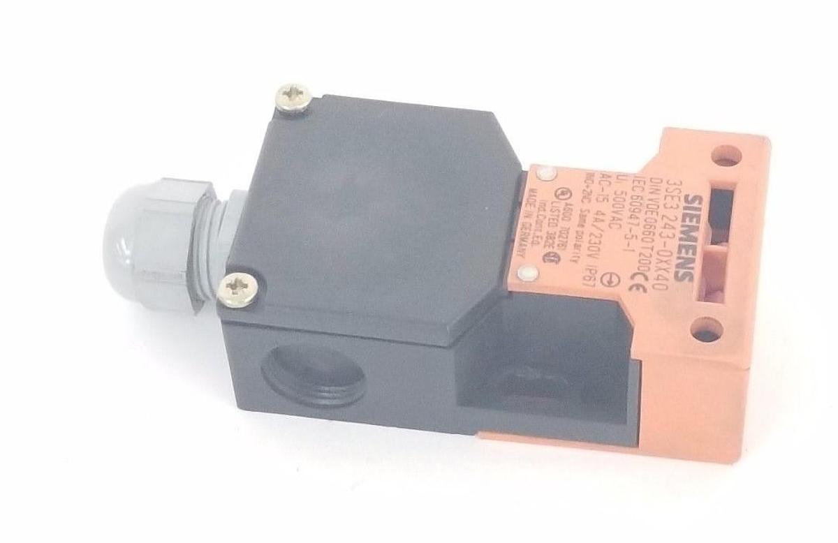 Used SIEMENS 3SE3-243-0XX40 LIMIT SWITCH 3SE32430XX40, 4A/230V