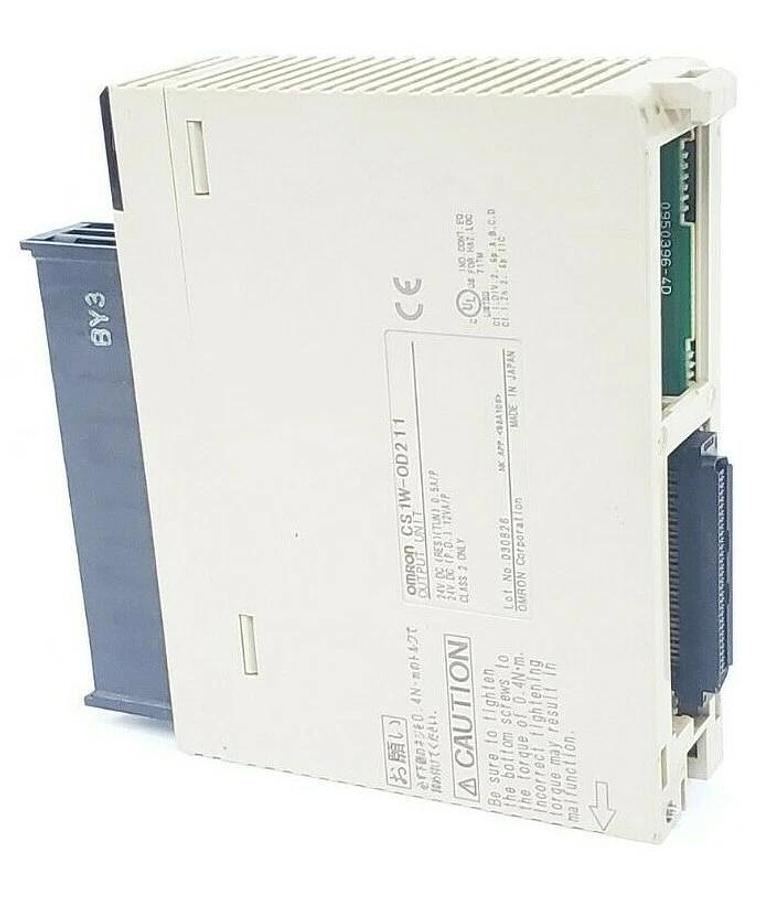 Used OMRON CS1W-OD211 OUTPUT UNIT CS1WOD211, 24V DC (MISSING COVER)