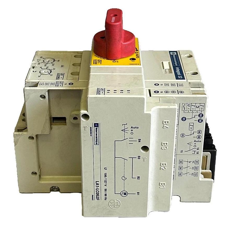 Used TELEMECANIQUE LD4 LC.30.H5 / LD4LC30H5 integral 32 CONTACTOR W/ LB1-LC03M22 MORE