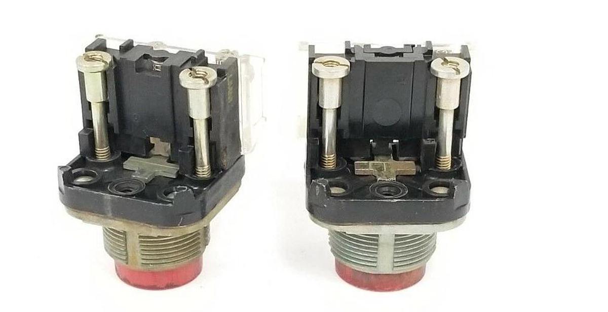 Used LOT OF 2 ALLEN BRADLEY 800T-XA PUSHBUTTONS SER. T W/ 800T-XA SER. D & C CONTACTS