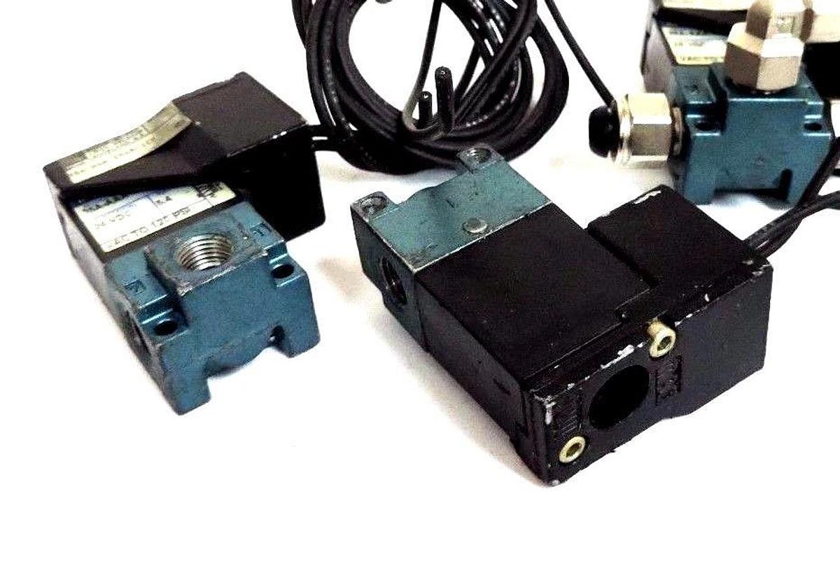 Used LOT OF 3 MAC VALVES 35A-AAA-DDAD-1CM SOLENOID VALVES 24VDC 5.4W