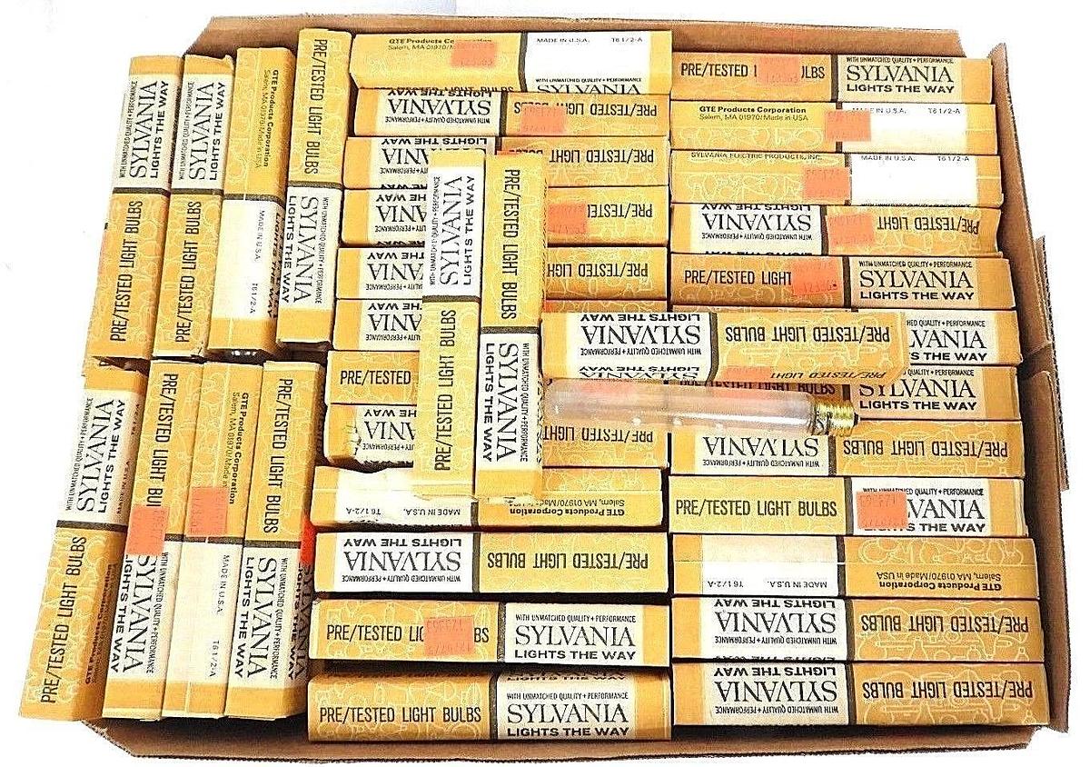 Used LOT OF 132 NEW GTE SYLVANIA T61/2-A BULBS 20W-120V EXIT