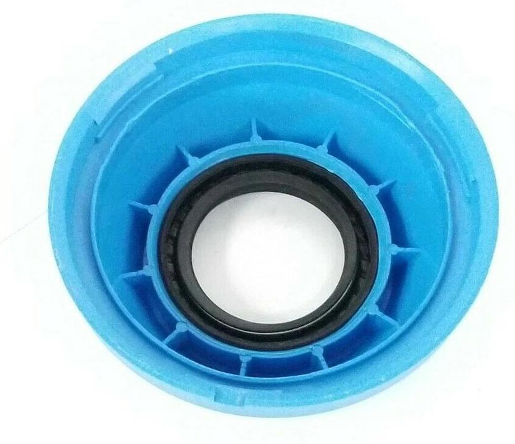 NEW SNR UC207G2 FJ7 BEARING INSERT W/ BRG METRIC 4-BOLT FLANGE 35MM BORE