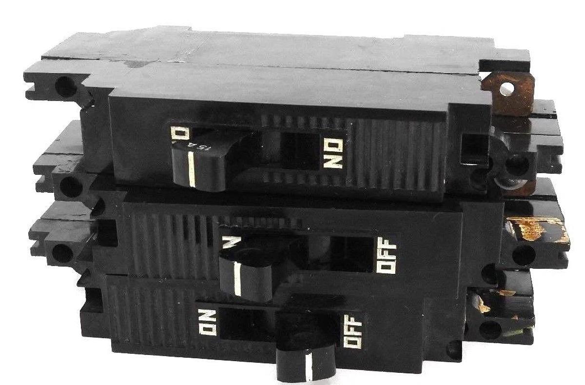 Used LOT OF 3 SQUARE D 992115 CIRCUIT BREAKERS 15AMP, 1POLE, 120VAC