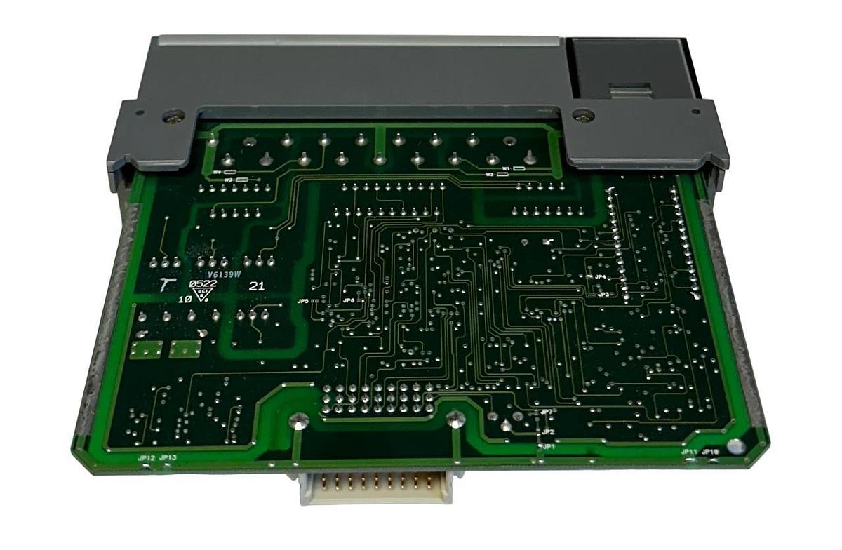 Used ALLEN BRADLEY 1746-BTM /B SLC 500 BARREL TEMPERATURE MODULE 95720902 USNP