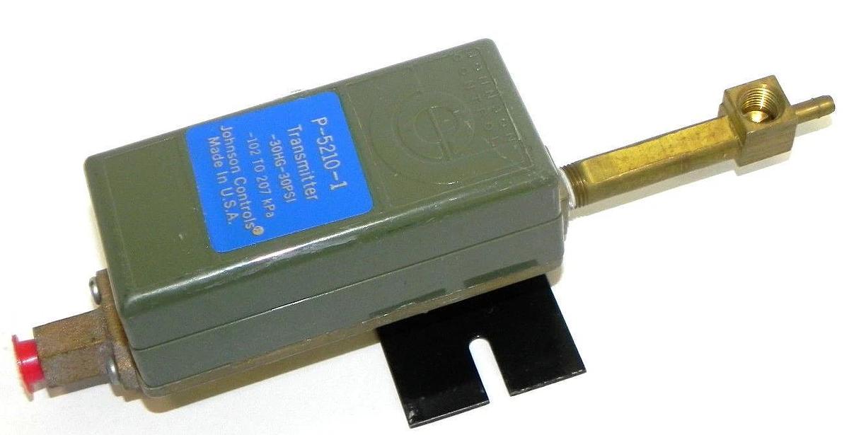 NEW JOHNSON CONTROLS P-5210-1 TRANSMITTER 30HC-30PSI 102 TO 207 kPa
