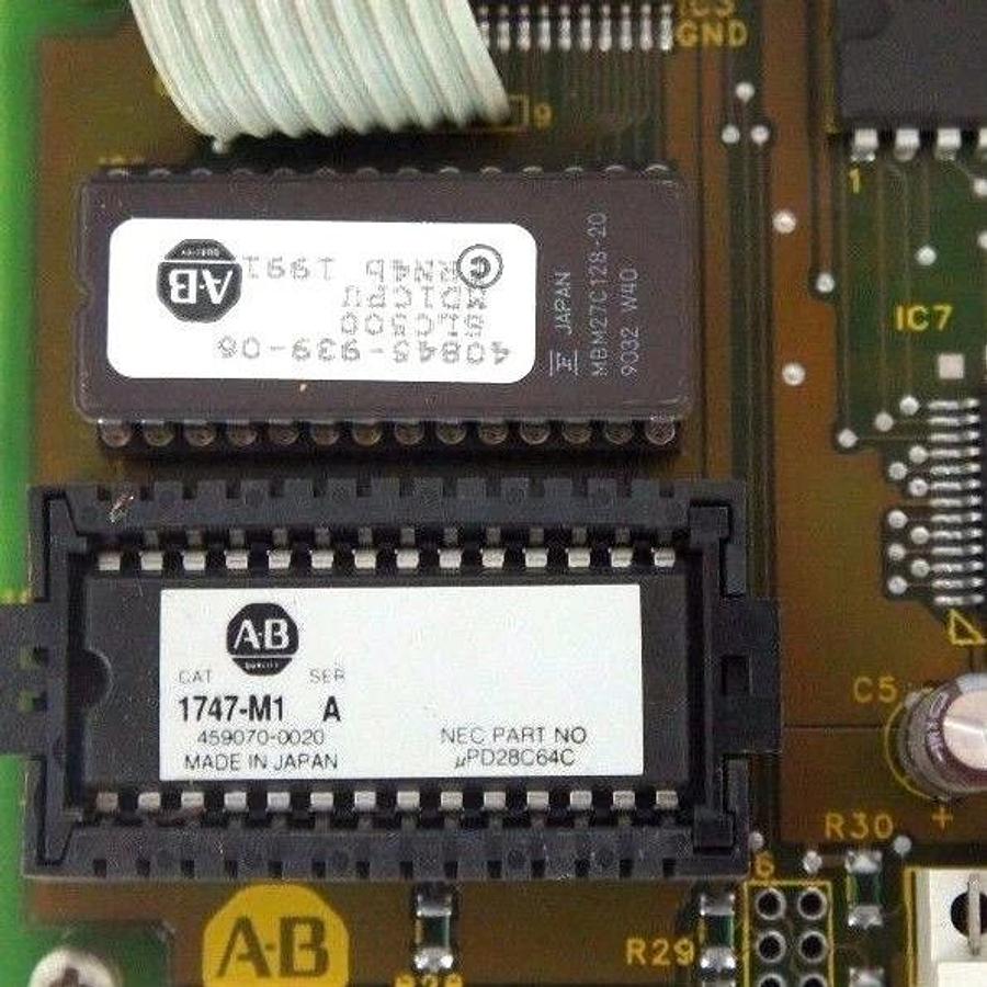 Used ALLEN BRADLEY 1747-L511 SER. B, FRN. 4 PROCESSOR UNIT W/ 1747-M1 & 40845-939-06