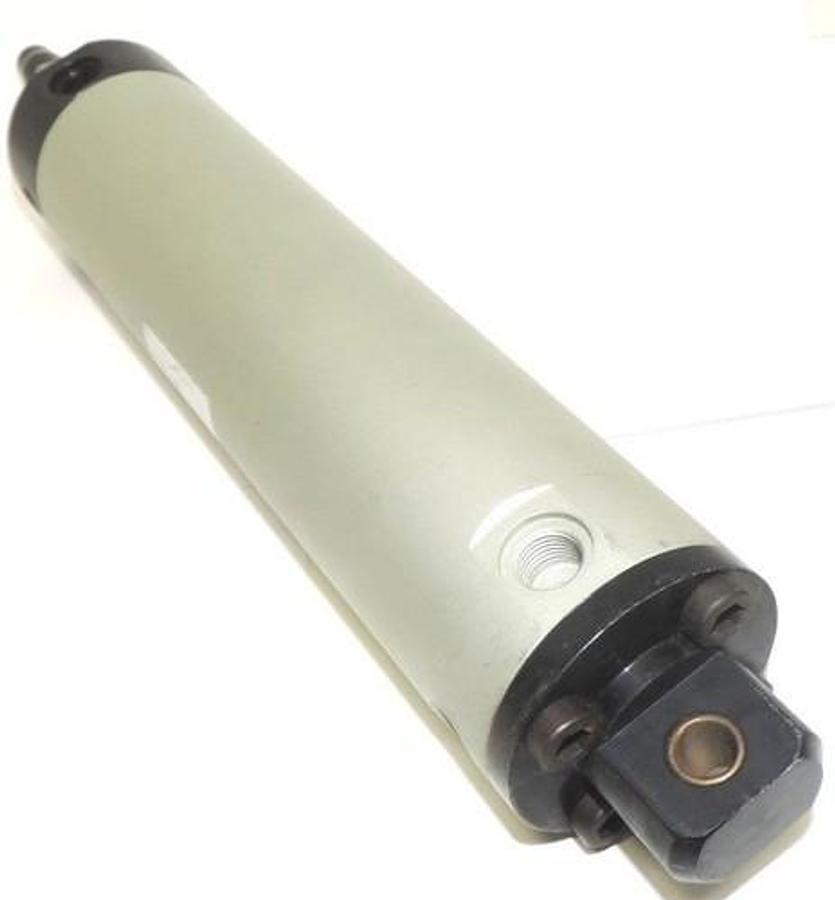 Used SMC NCGCN50-0600 CYLINDER NCGCN500600, MAX PRESS. 145 PSI, 1.00 MPa
