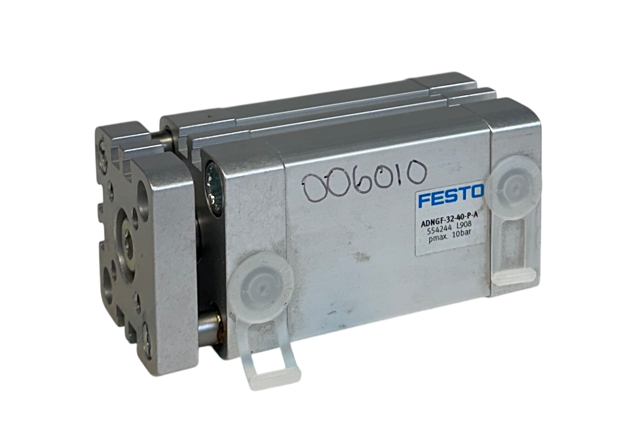 Used FESTO ADNGF-32-40-P-A / 554244 PNEUMATIC COMPACT CYLINDER 40mm STROKE USNP