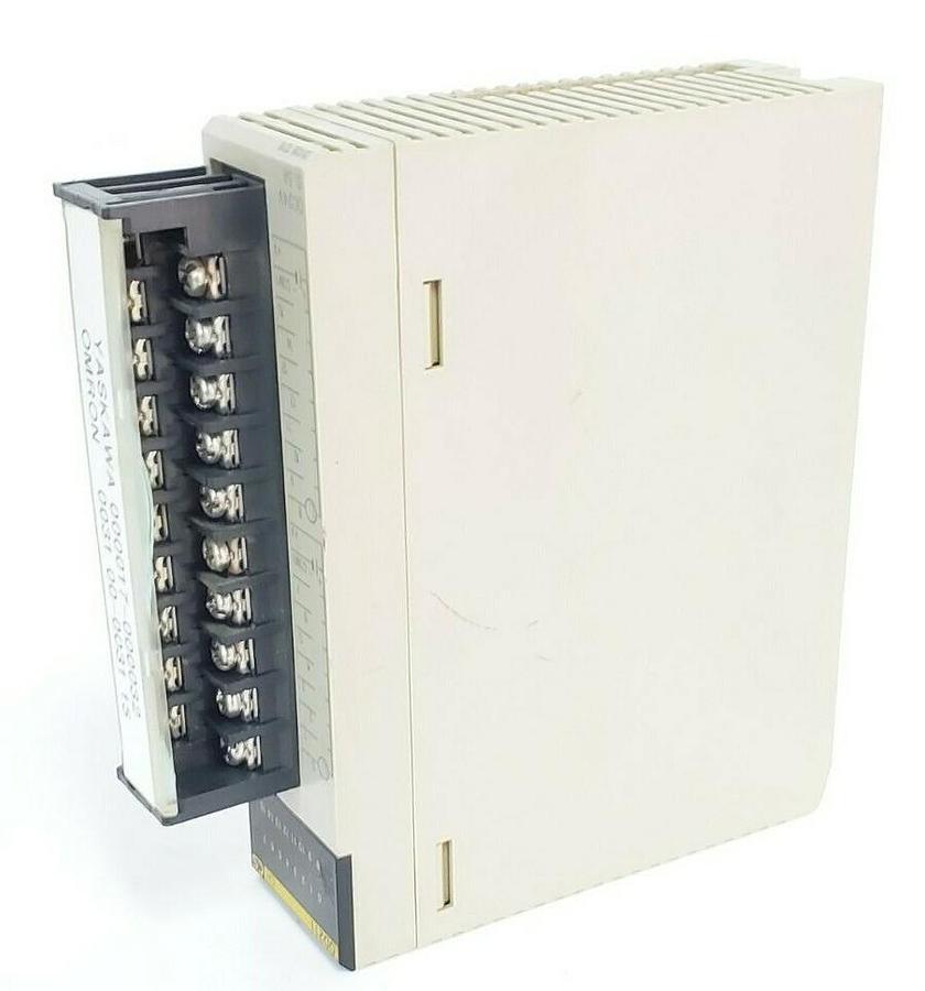 Used OMRON CS1W-OD211 OUTPUT UNIT CS1WOD211, 24V DC