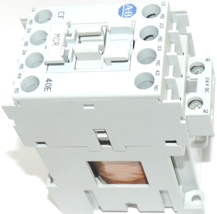 Used ALLEN BRADLEY 700-CF400Z* INDUSTRIAL RELAY 24VDC, 700CF400Z SER. A