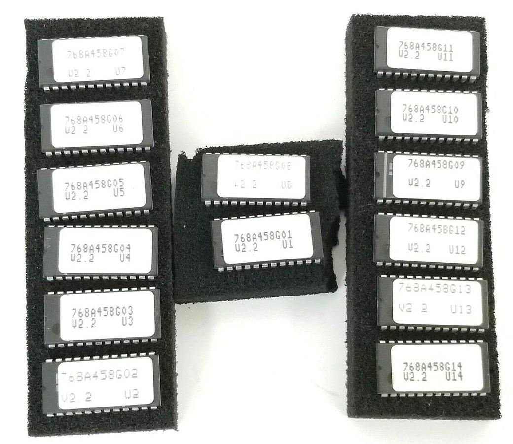 LOT OF 14 NEW GENERIC 768A458 COMPUTER CHIPS V2.2 24-PIN