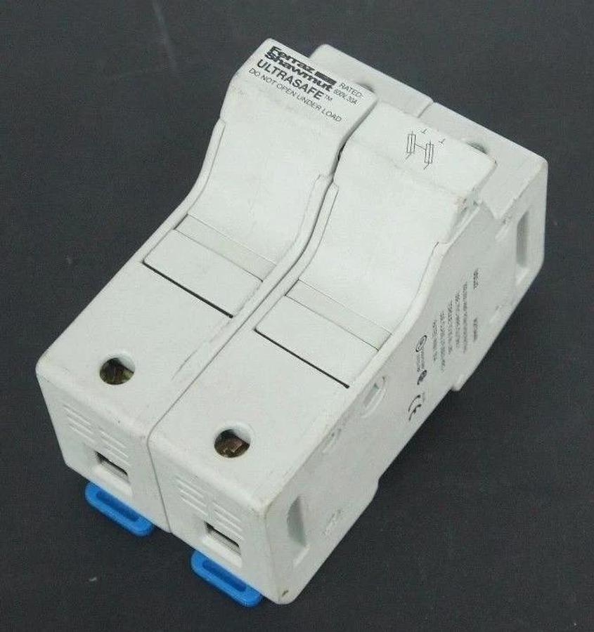 Used FERRAZ SHAWMUT US3J2 ULTRASAFE FUSE BLOCK 30AMP 2POLE 600V