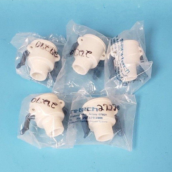 LOT OF 5 NEW SANI-TECH 27270 CONNECTOR CLAMPS