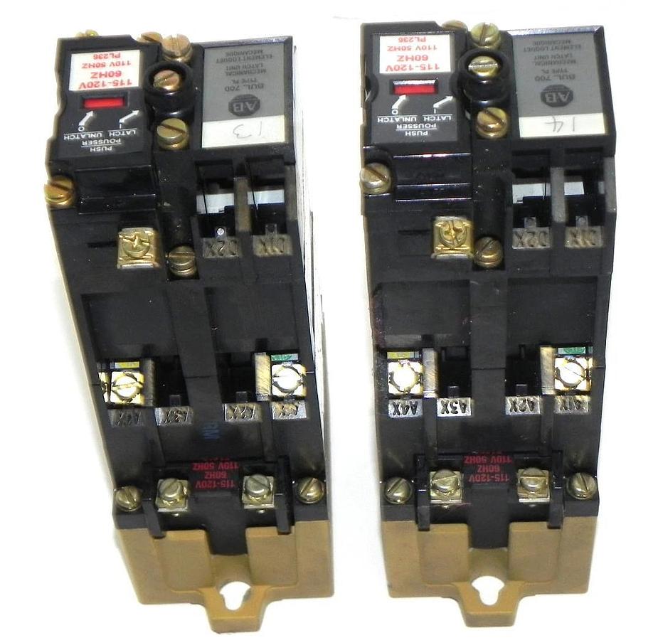 Used 2 ALLEN BRADLEY 700-PLLA1 LATCH W/ 700-PL200A1 CONTROL RELAY & 700-P200A1 RELAY