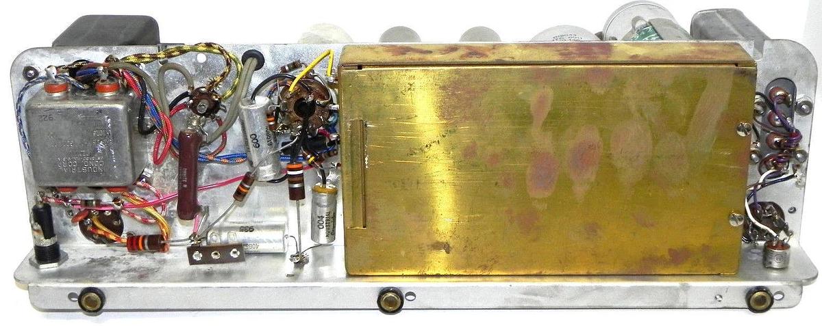 Used LEEDS & NORTHRUP R-820-1-1 AMPLIFIER R-820-1 PROD. NO. 800624 120V 50/60HZ