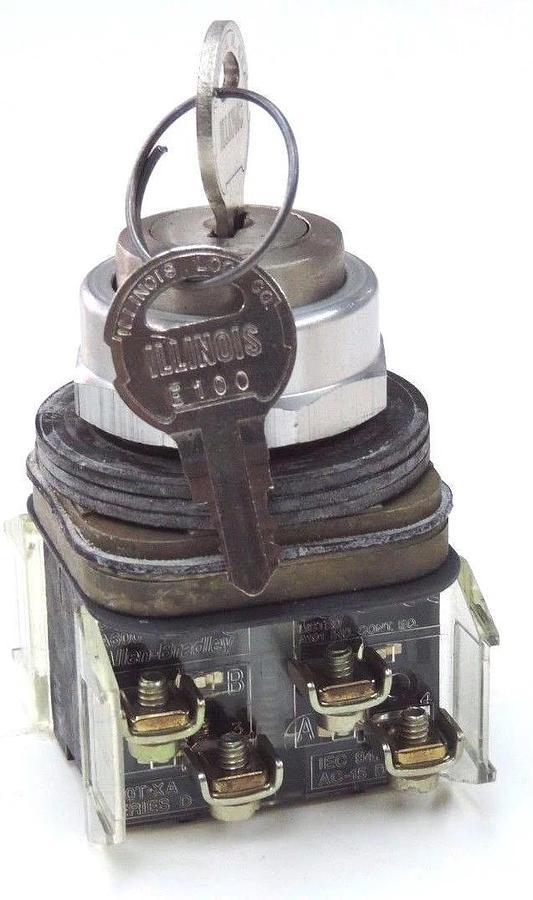NIB ALLEN BRADLEY 800T-E1546B PUSH BUTTON 800TE1546B SER. T CYLINDER LOCK