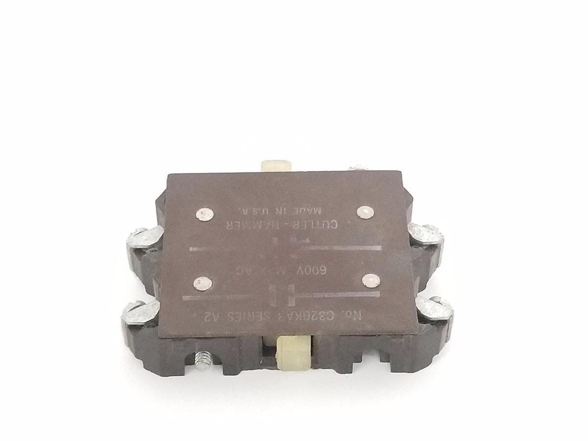 Used CUTLER-HAMMER C320KA3 AUXILIARY CONTACT 1NO/1NC 600VAC SER. A2