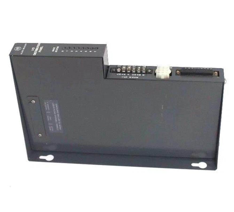Used ALLEN BRADLEY 1772-SD2 REMOTE I/O SCANNER DISTRIBUTION PANEL SER. A, F/W REV: 4