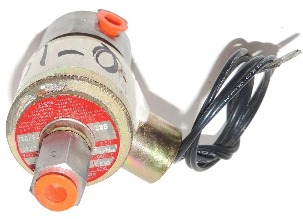 Used SKINNER X5H51580 1/4" SOLENOID VALVE CODE EG0 X5H51580EG0