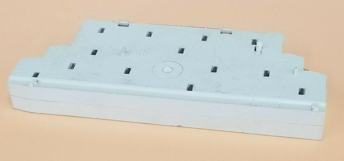 Used MOELLER NHI2-11S-PKZ0 AUXILIARY CONTACT 6AMP 600VAC 250VDC