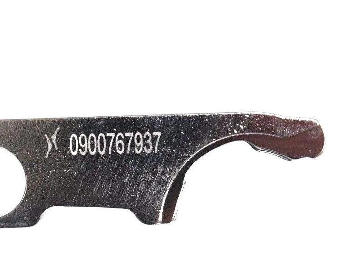 LOT OF 5 NEW KRONES 0900767937 CLAMPS