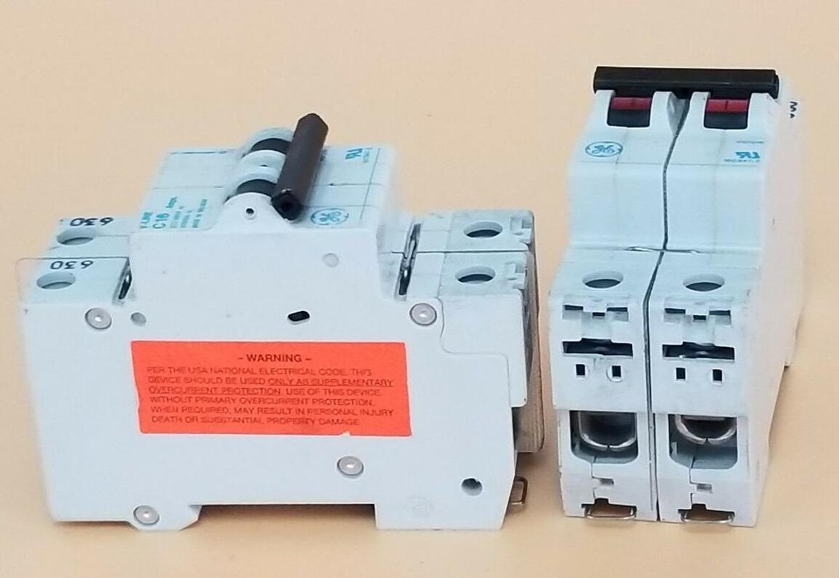 Used LOT OF 2 GENERAL ELECTRIC V07216 CIRCUIT BREAKERS 277/480VAC V-LINE 16A C16