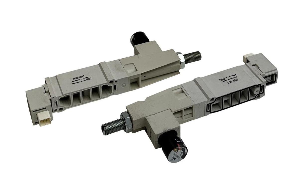 Used 2 SMC SY50M-N0-P / SY50MN0P PNEUMATIC PRESSURE REGULATORS W/ GAUGE 1-PORT USNP