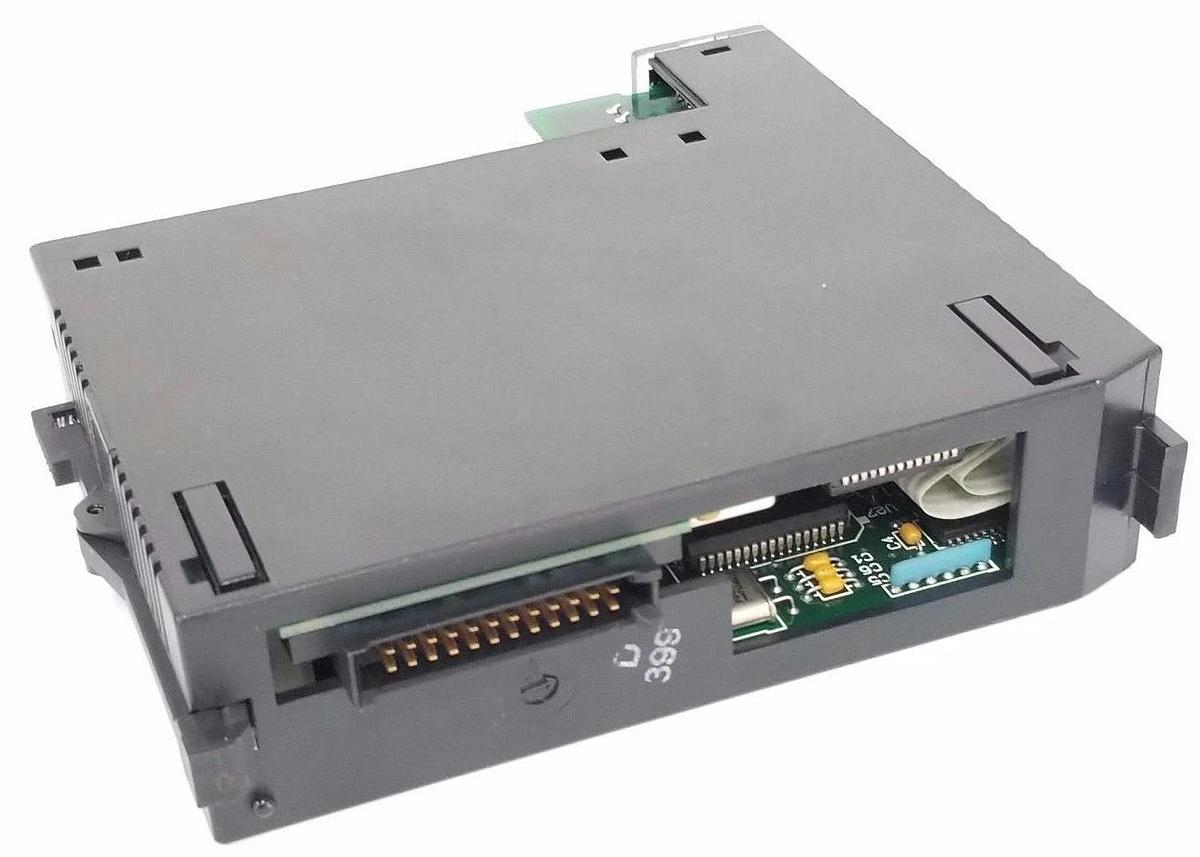 Used GE FANUC IC693PCM300P PROGRAMMABLE COPROCESSOR MODULE