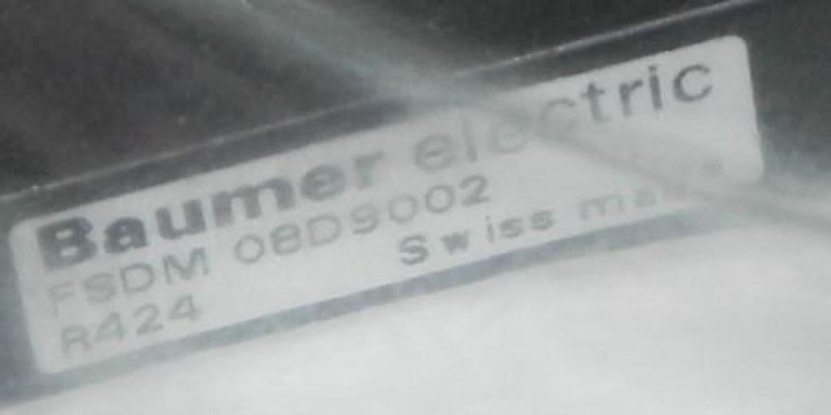 NEW BAUMER FSDM 08D9002 THROUGH BEAM EMITTER FSDM08D9002, 12-30 VDC