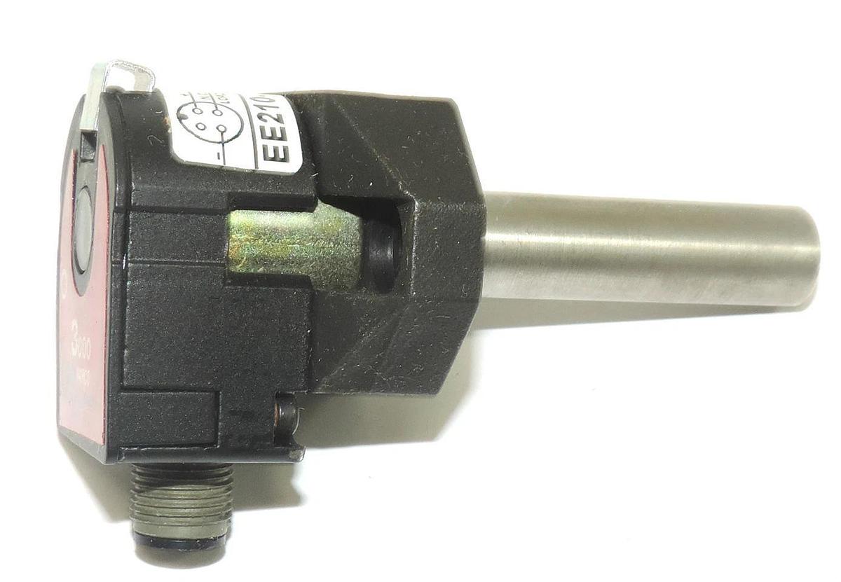 Used NIB NAMCO MODEL EE210-18744 CYLINDICATOR SENSOR EE21018744 PROBE: 2.062