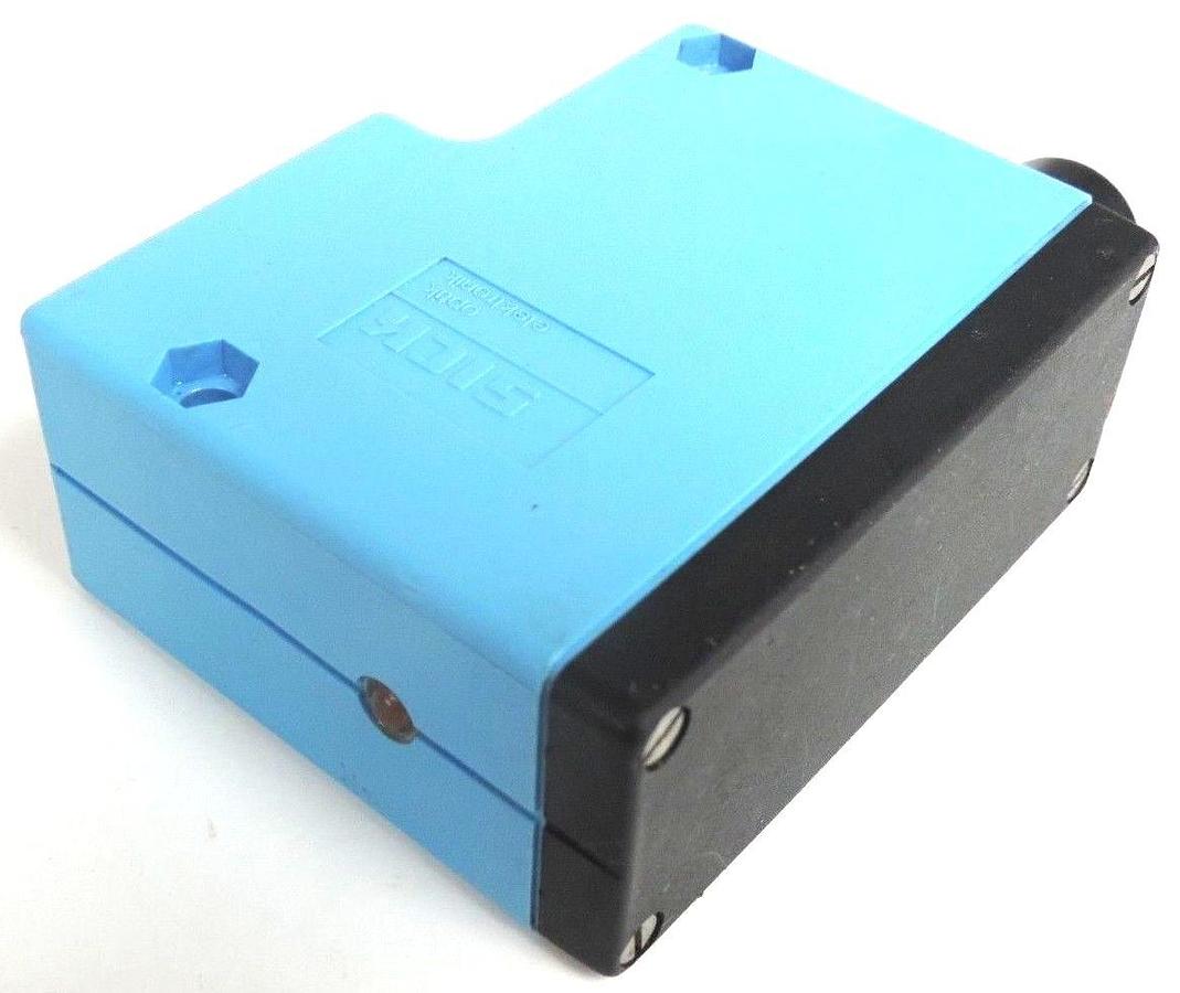 Used SICK WS30-01 OPTIC PHOTOELECTRIC 10-30V-DC SENSOR WS 30-01