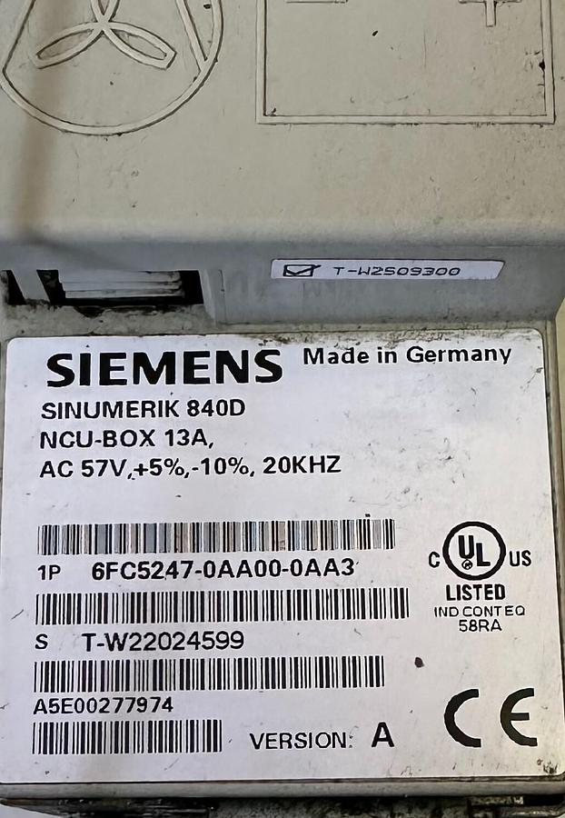 Used SIEMENS 6FC5247-0AA00-0AA3 / 6FC52470AA000AA3 SINUMERIK 840D HOUSING NCU-BOX 13A