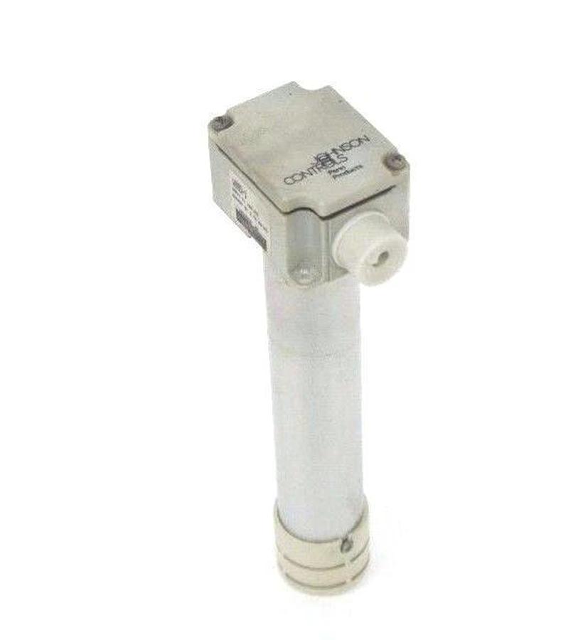 Used NIB JOHNSON CONTROLS W99D-1C HUMIDITY TRANSMITTER RANGE: 10 TO 90% RH