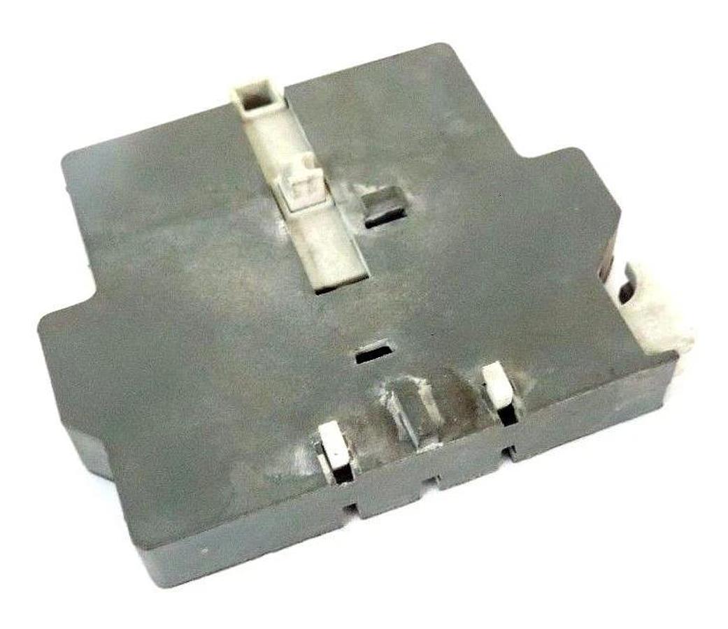 Used ABB CEL 5-10-W0,1 AUXILIARY CONTACT BLOCK 0.1A 125VAC 5MA 24VDC