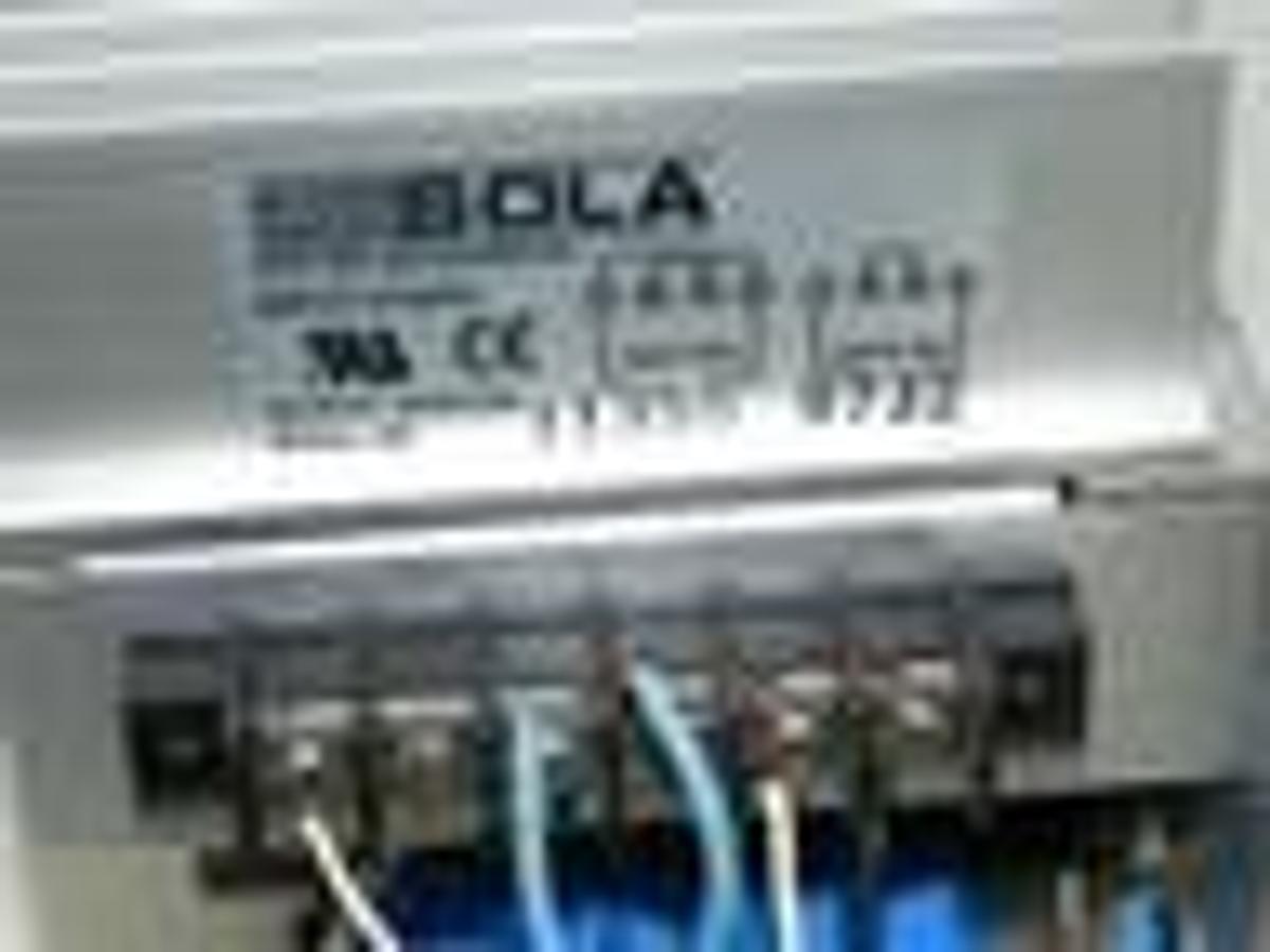 Used SOLA 83-24-260-03 POWER SUPPLY 832426003 INPUT 47-63HZ