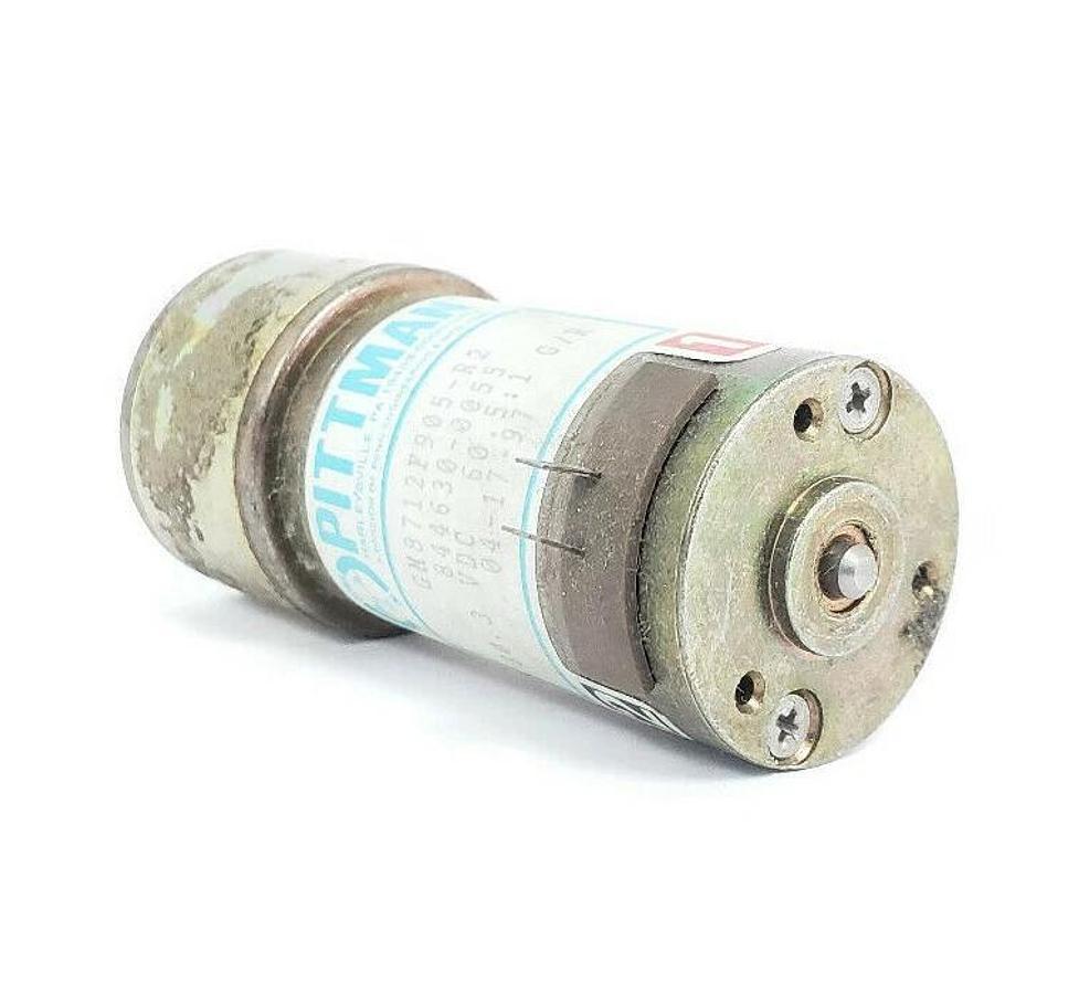 Used PITTMAN GM8712F905-R2 ELECTRIC GEAR MOTOR, 844630-0055, 30.3 VDC, 60.5:1 G/R