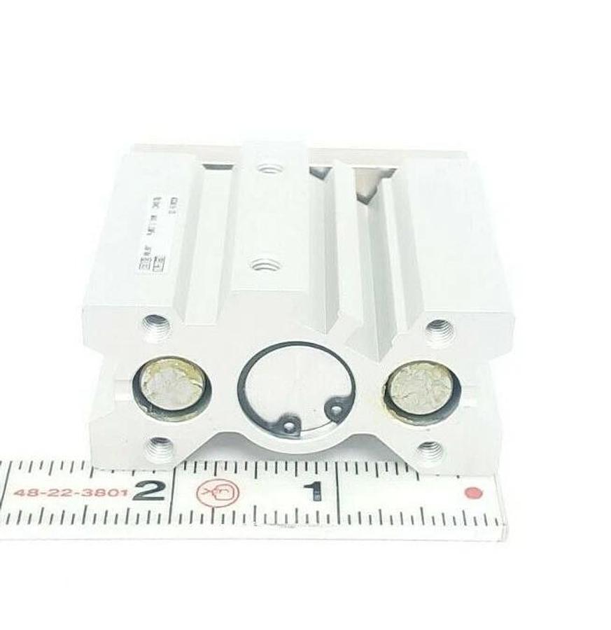 Used NEW SMC MGQM16-20 COMPACT GUIDE CYLINDER MGQ MGQM1620 MAX. 1.0MPa