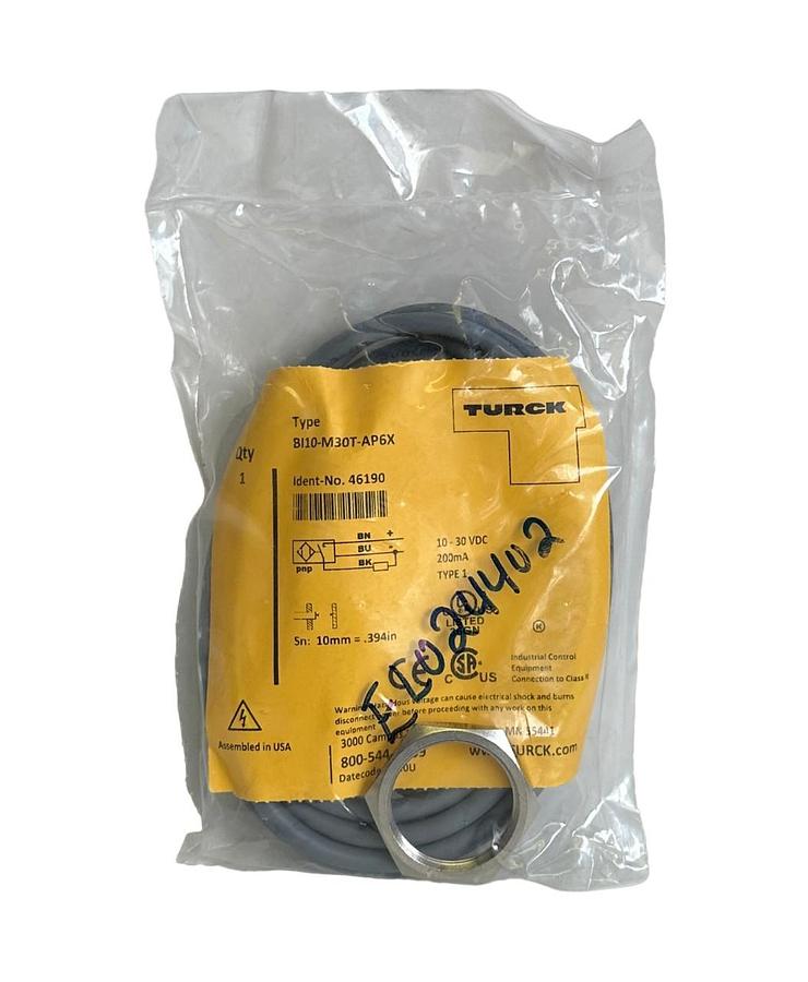 Used NEW TURCK BI10-M30T-AP6X / BI10M30TAP6X INDUCTIVE SENSOR 10-30VDC 200mA 46190