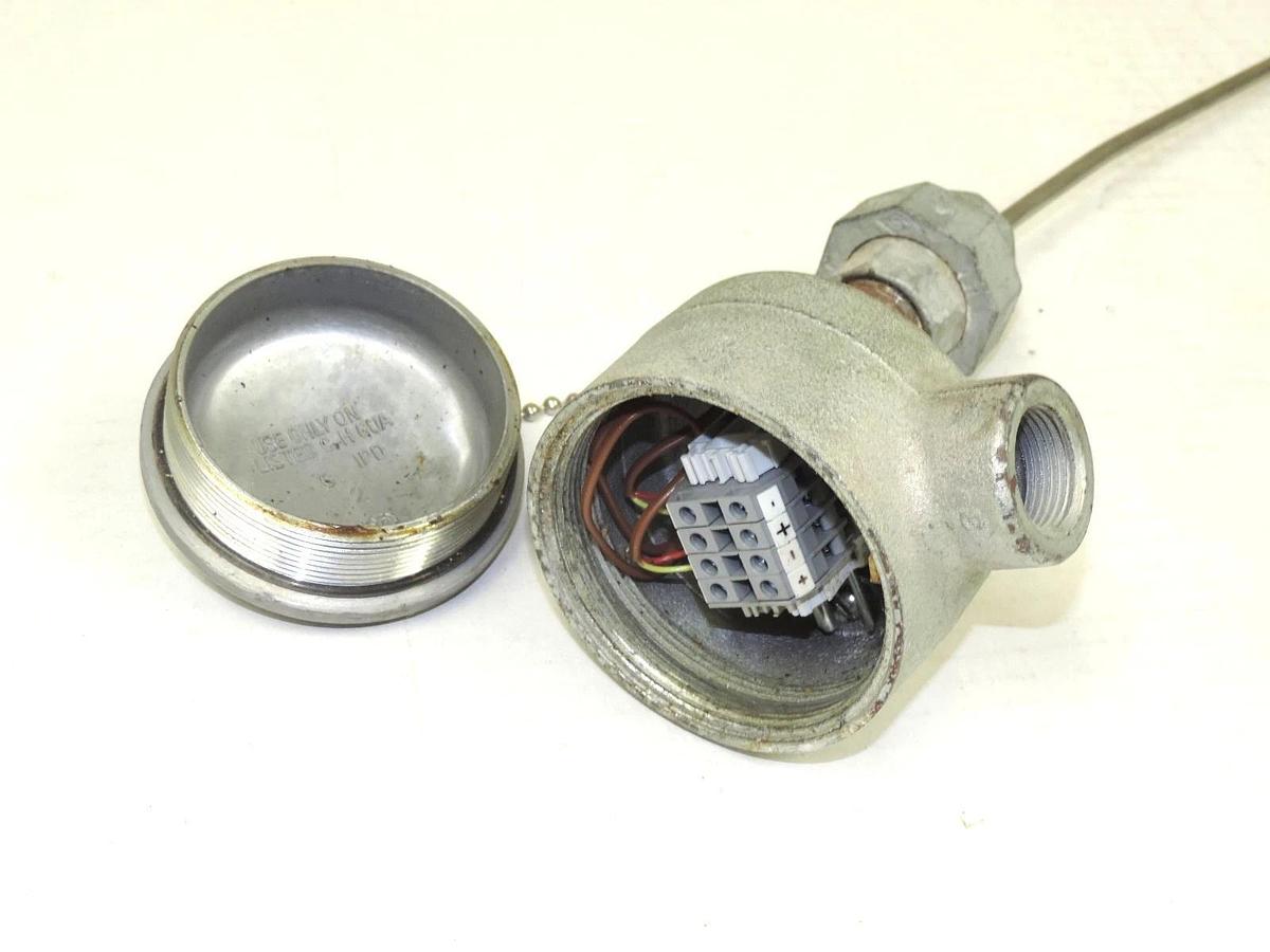 Used CROUSE-HINDS 3/4 GUAB 26 TEMPERATURE CONTROL PROBE 0101639 OUTLET BOX