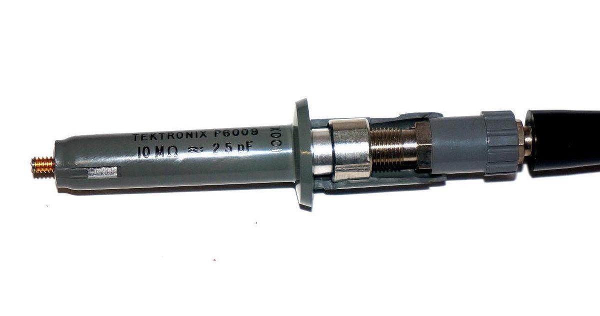 Used TEKTRONIX P6230 VARIABLE BIA/OFFSET PROBE W/ P6009 PASSIVE PROBE