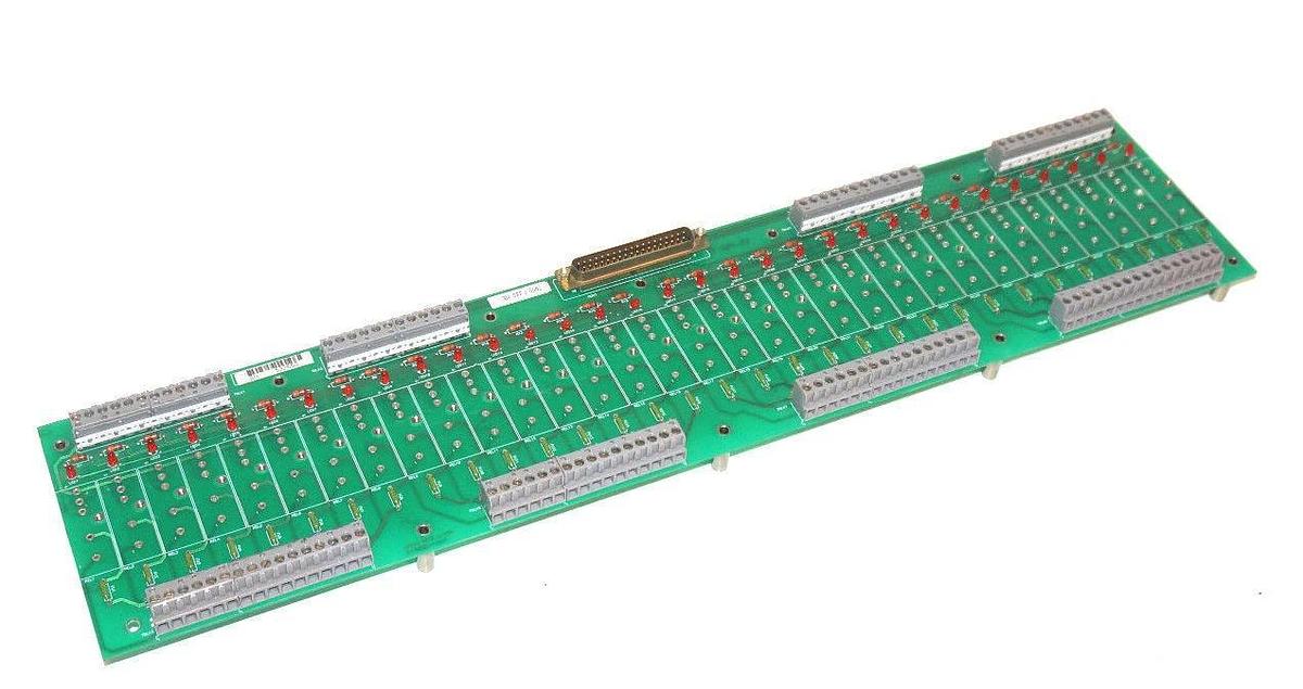 Used UNICO 307-088.3 0543 RELAY BOARD 30708830543